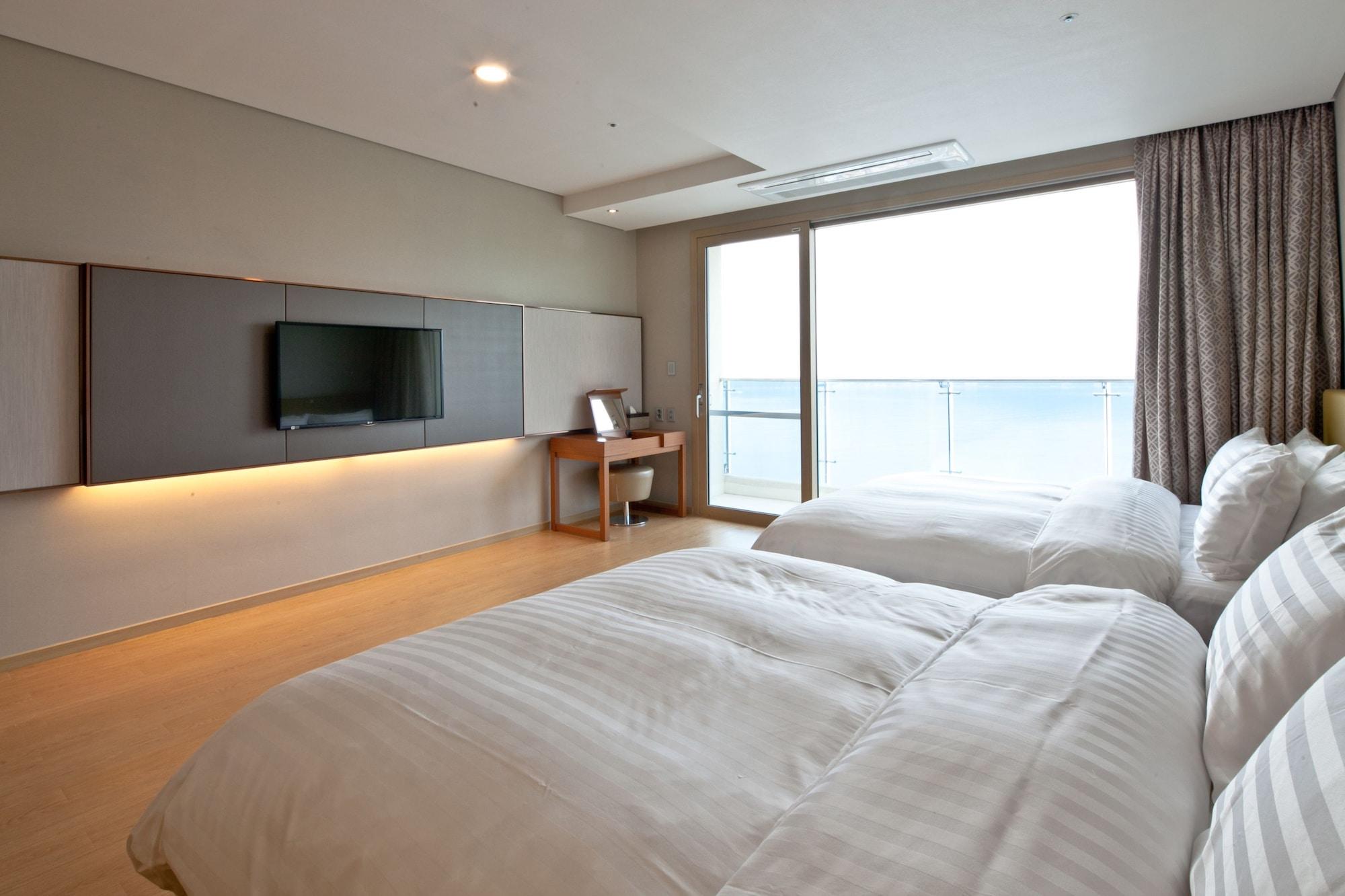 Hotel Sono Calm Geoje Esterno foto