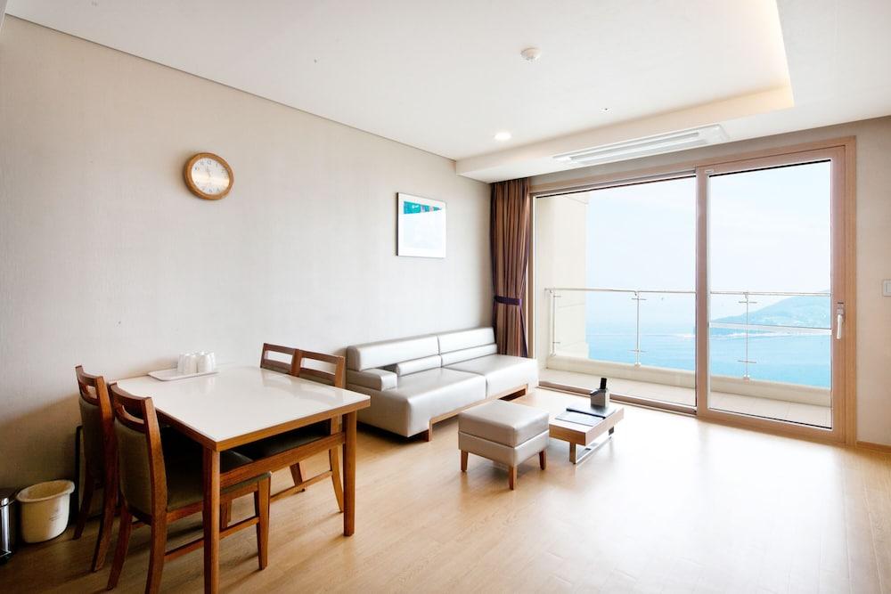 Hotel Sono Calm Geoje Esterno foto