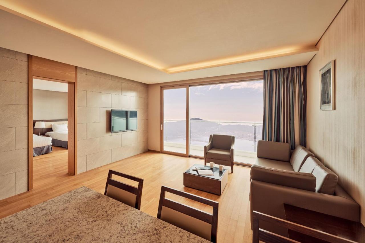 Hotel Sono Calm Geoje Esterno foto