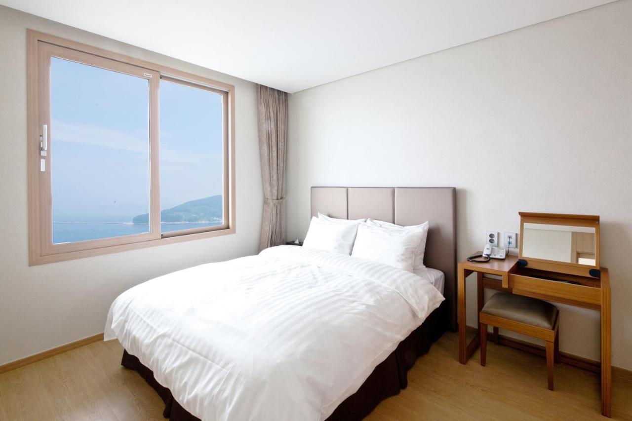 Hotel Sono Calm Geoje Esterno foto